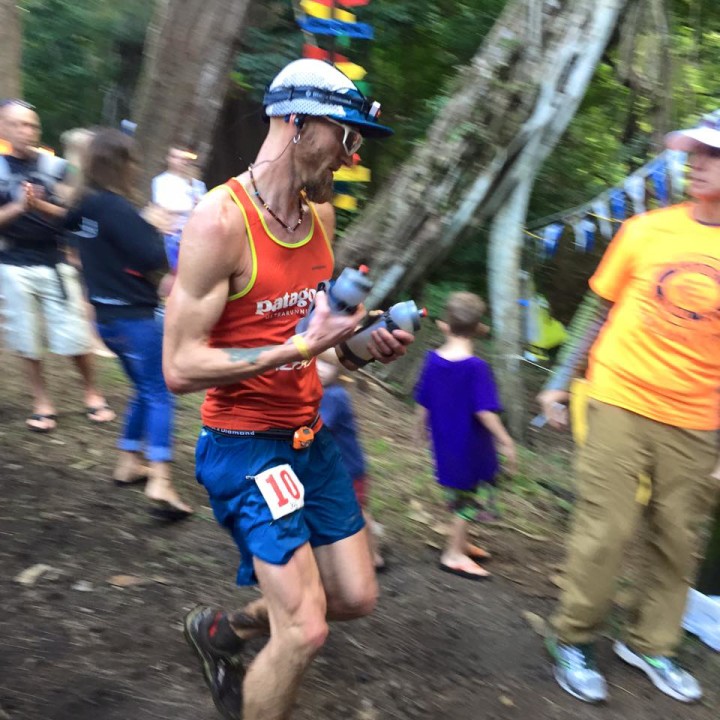 Leaving Nu'uanu, mile 53 with my lights. Photo by Jiro Ishiduka.